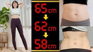 お腹の脂肪ダイエットのビフォーアフター。ウエストが65cmから58cmにサイズダウンし、くびれができた女性のお腹周りの変化